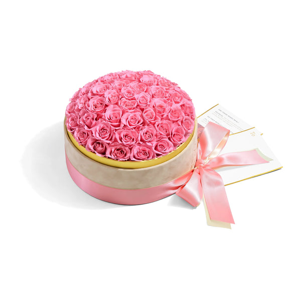 Floragram 50 pink rose gift box detail — romantic luxury gift Canada